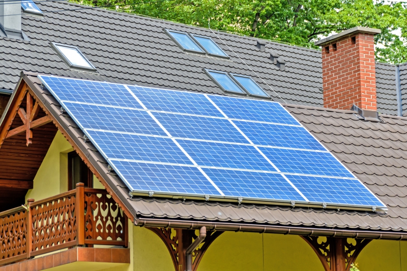 chauffagiste-STE MAXIME-min_solar-panels-1477987